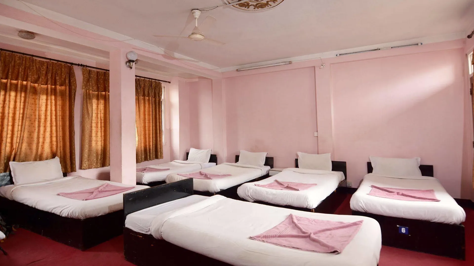 Hotel Silver Home Kathmandu 0*,
